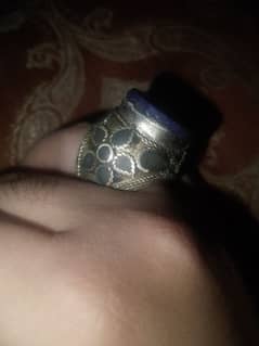 Old hand made ring in Lajward