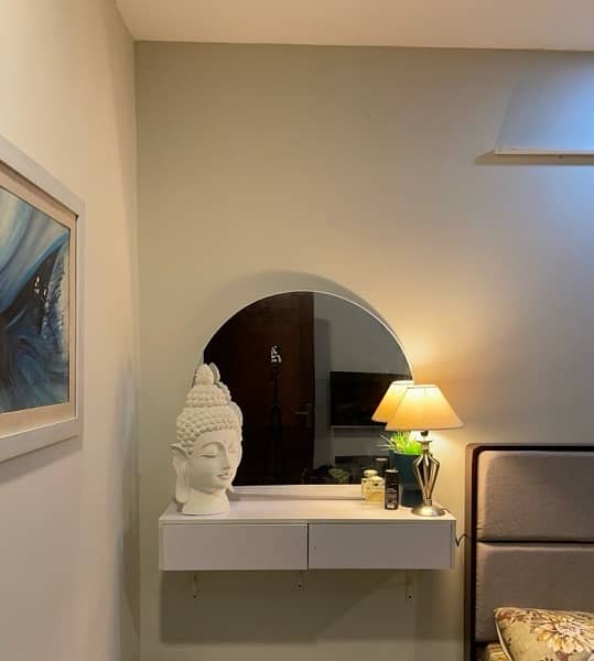 Mirror with Wall Mounted Dressing Table 1