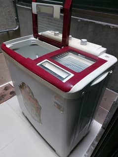 Toyo semi automatic washing machine 11kg