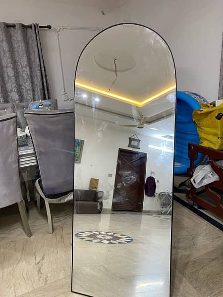 u shaped standing mirror 5.5 by 2 3