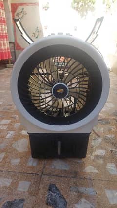 super aisia cooler good condition