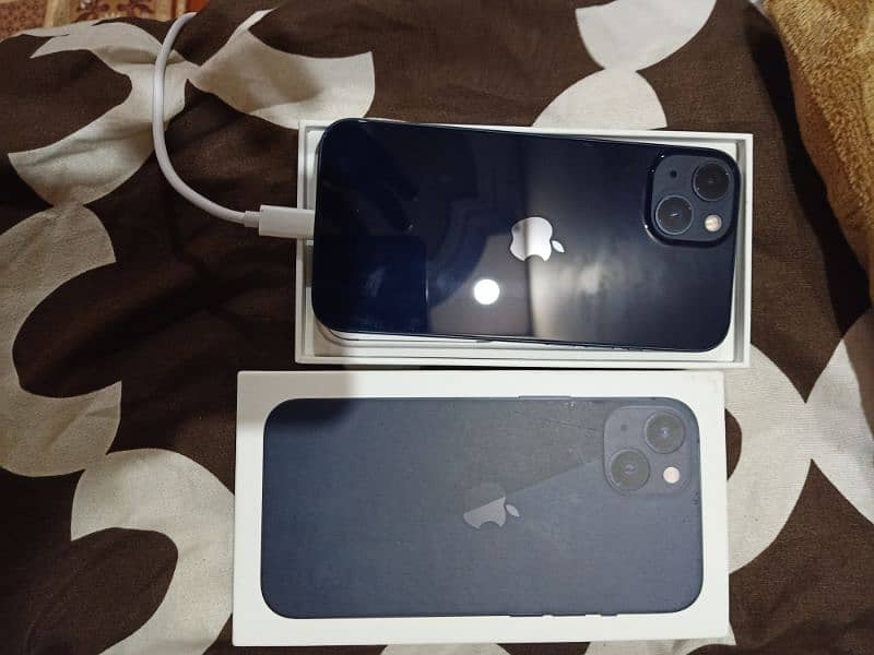 iphone 13 with box 3