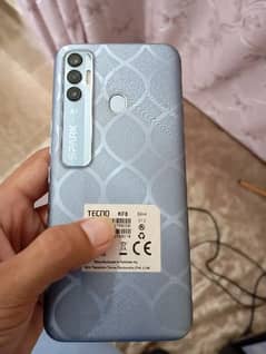 Techno spark 7 pro with box urgent sale