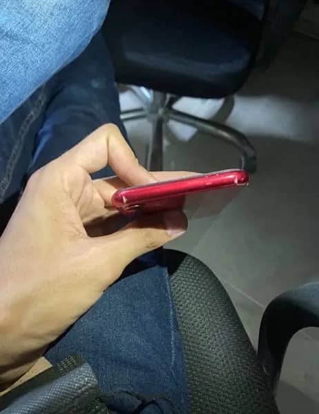 iphone 11 red 64gb factory unlock 0