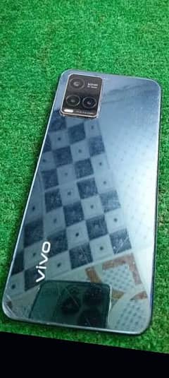 vivo y33s gud condition