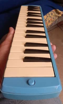 Yamaha melodica made in Japan model P32 D