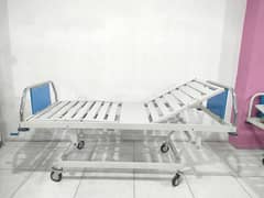 Manufacture of Hospital Furniture Patient Bed, Delivery Table, Couch