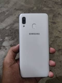 Samsung A30