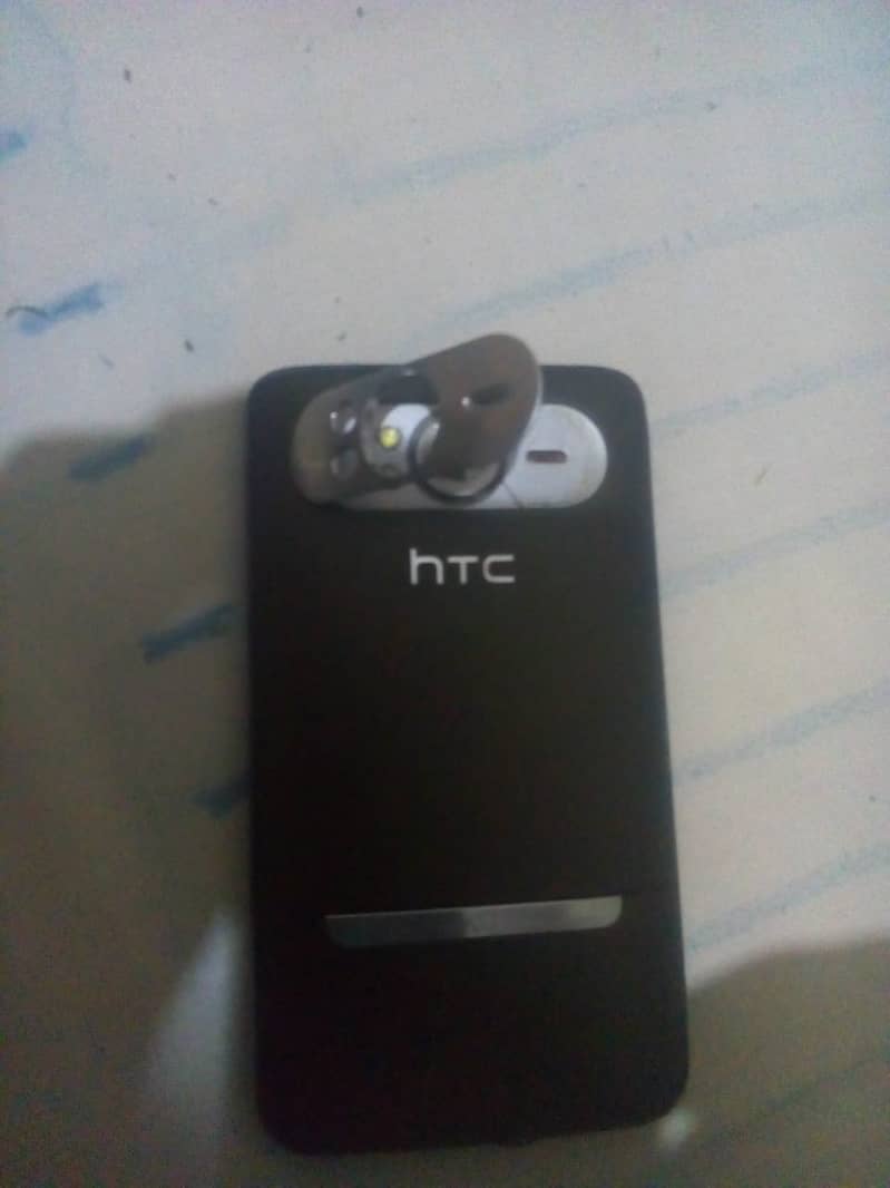 HTC HD7 3