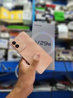 VIvo v29e 5g  EID OFFER    brand new full box in warranty