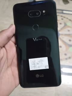 LG V 35