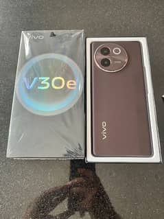 vivo v30e just like a box open acesoory still packed 03024577198