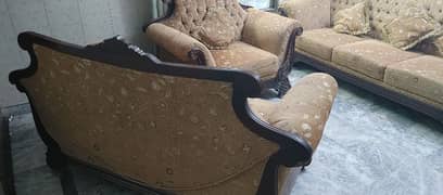 Sofa Set Six Seater Excellent Condition