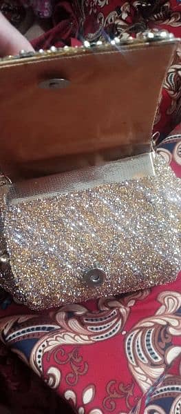 golden handbag for bridal 2