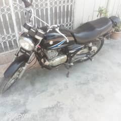 Suzuki GS 150 2016