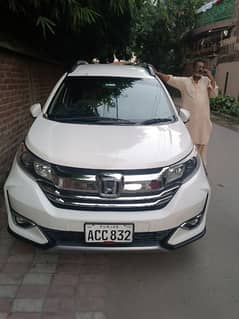 rant a car,seven seater,honda BRv,Toyota corollagarend cabin,