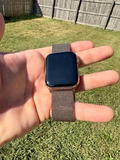apple watch series 7 stainless steel gold