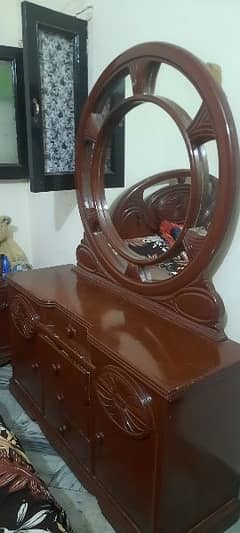 Wooden Mirror Dressing table