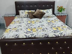 Bed Set With dressing and side tables