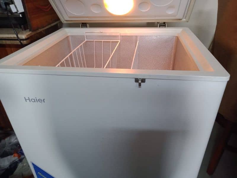 Haier Single Door Chest Deep Freezer Model (HDF-245SD) 7