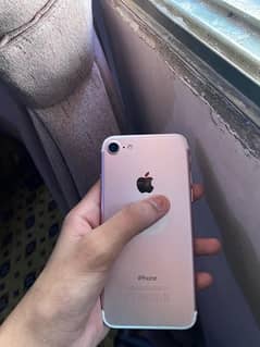 iPhone 7  (128gb) factory unlocked