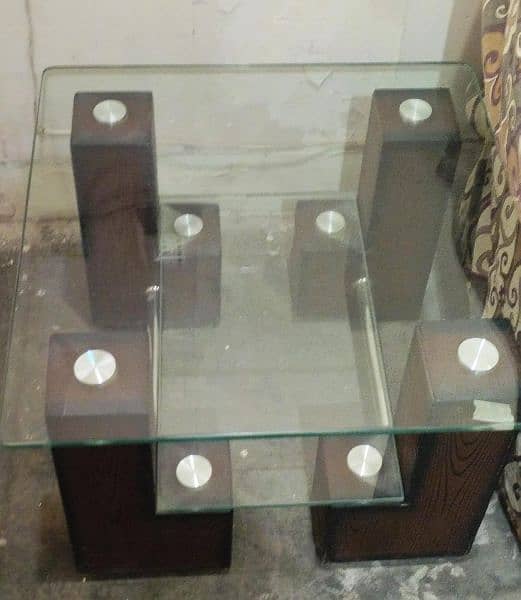 3 glass Tables Set Good condition 1