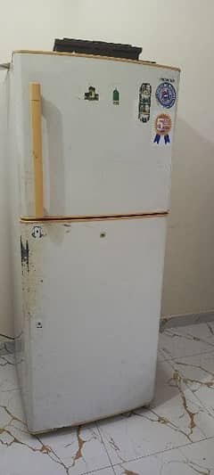 samsung fridge and refrigerator