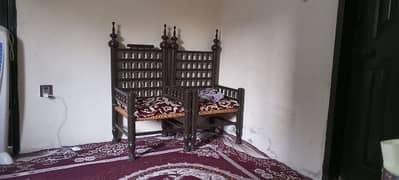 2 moora chair 2 small table saf condition ha no repair