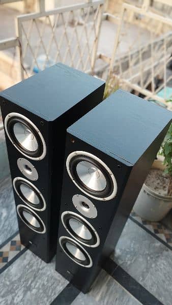 5x BOSE' POLK AUDIO' YAMAHA' PHILIPS' FLOOR STANDING TOWER SPEAKERS 1