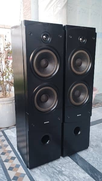 5x BOSE' POLK AUDIO' YAMAHA' PHILIPS' FLOOR STANDING TOWER SPEAKERS 3