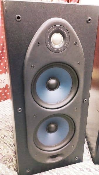 5x BOSE' POLK AUDIO' YAMAHA' PHILIPS' FLOOR STANDING TOWER SPEAKERS 15