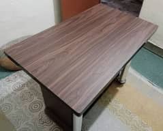 WOODEN COMPUTER TABLE