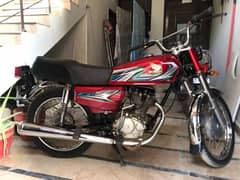 Honda 125 cc argent for sale contact number03284937892