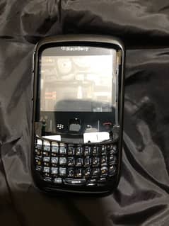 blackberry 8520  body