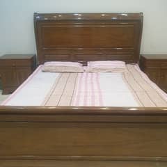pure indian rose wood double bed with 2 sidetable and dressing table