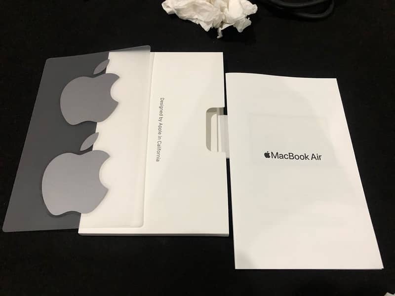 MacBook Air M1 Chip 8GB/256GB Space gray 2