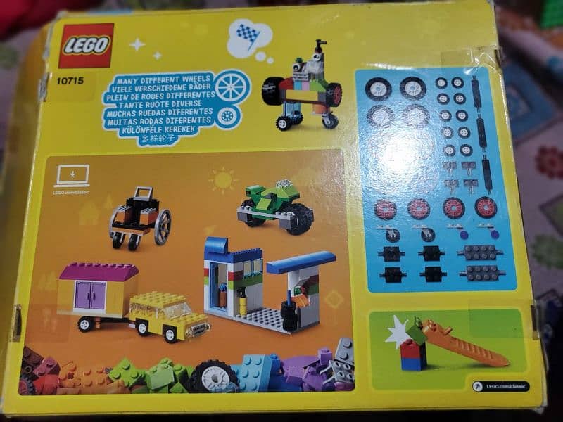 Original And Official Lego Classic Set No: 10715  and alloy Lego setrf 1