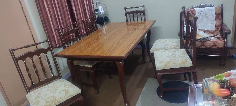 Dinning Table & 6 chairs 0