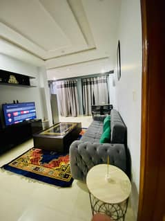 A Beautiful 1 Bed Room Luxury Apartment Rent On Daily Bahria Town Lhr