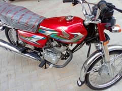 Honda 125 Karachi number 23 model