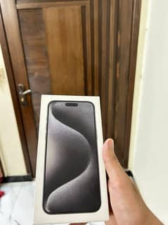 Iphone 15 Pro Max Jv(Sim Locked) 1tb Black titanium