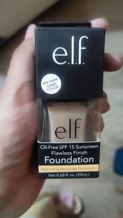 ELF foundation oil free