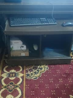 computer table for sale 8/10 condition