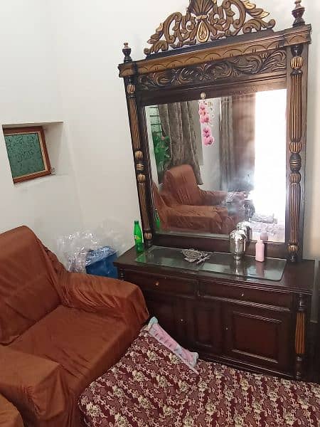 dressing table and show case 3