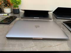 MacBook pro 13 inch M1 Chip 2020 16/1tb