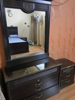Bed set with wardrobe and dressing table
