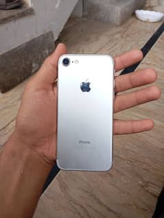 Iphone 7 Silver Colour 32gb Non Pta All Ok Exchange Possible
