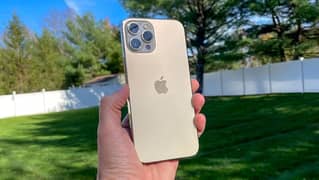 I phone 12 pro max in Gold 128gb In Good condition