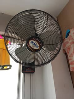 10 to 10 condition nice fan compny