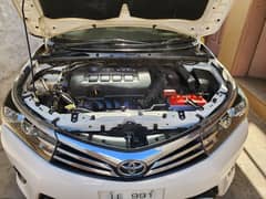 Toyota Corolla Altis Grande 2016